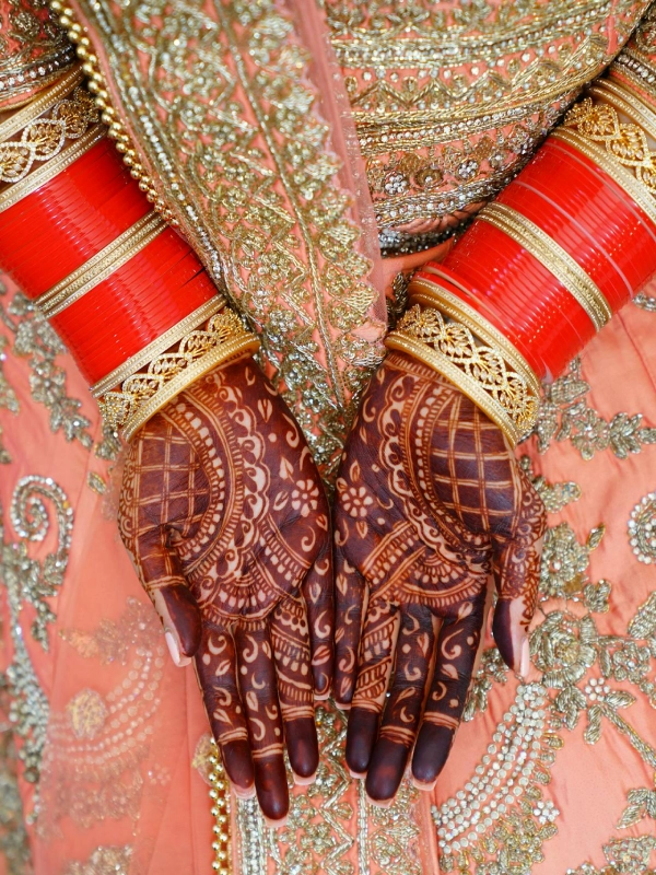 mehndi hand design